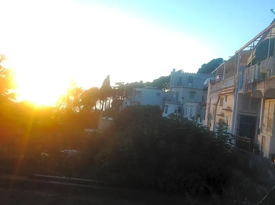 B&B Angelide-1